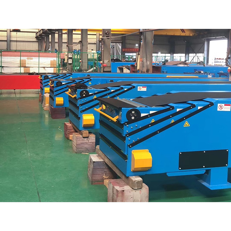 工厂供应可靠的质量PVC伸缩带式输送机拼接机