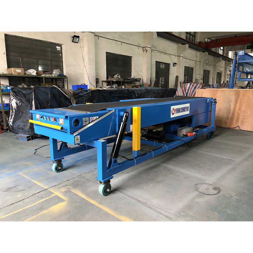 Electric mobile belt conveyor machine for loading containers