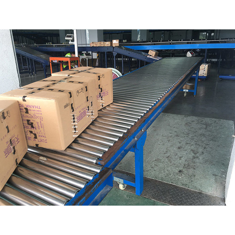 Adjustable gravity roller conveyor cartons, boxes loading conveyor