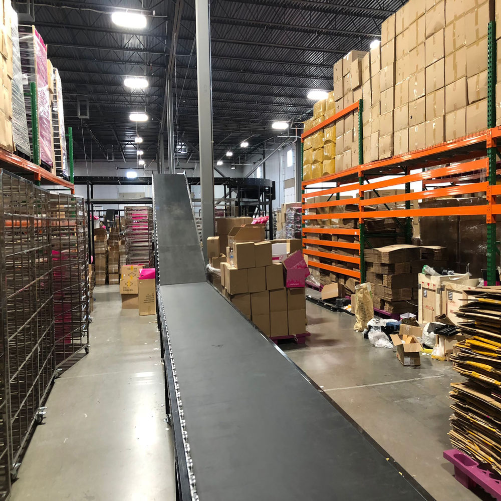 Round circular PVC belt conveyor for e-commerce warehouse