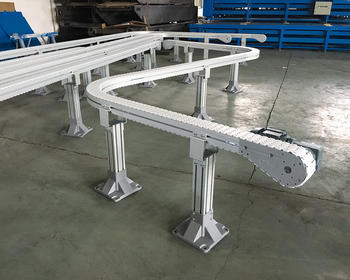 Plastic Top Chain Conveyor in Aluminum Frame