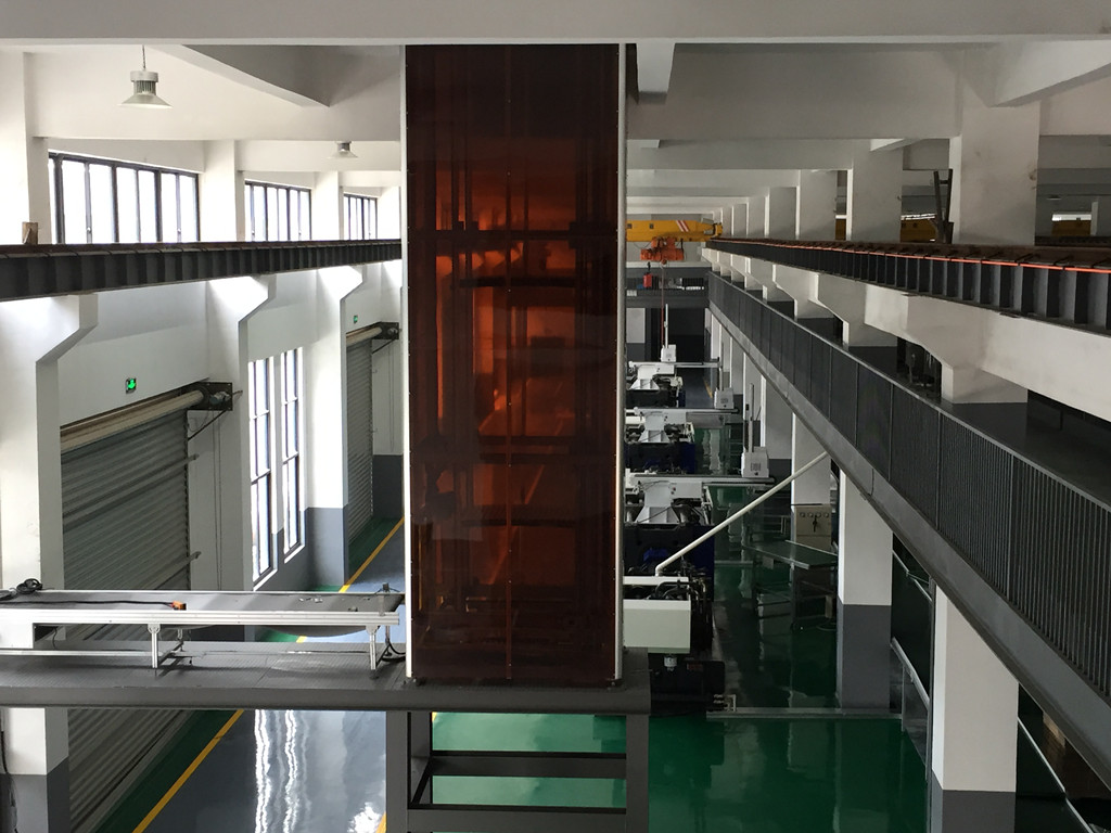 YiFan Conveyor New vertical pallet conveyor company for factory-1