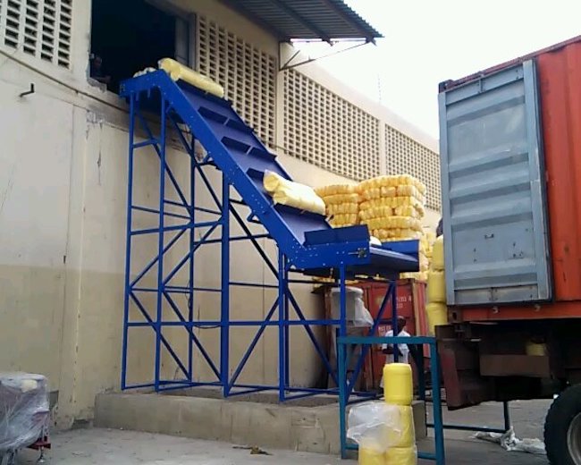 Custom corrugated sidewall conveyor belt belt suppliers for medicine industry-2