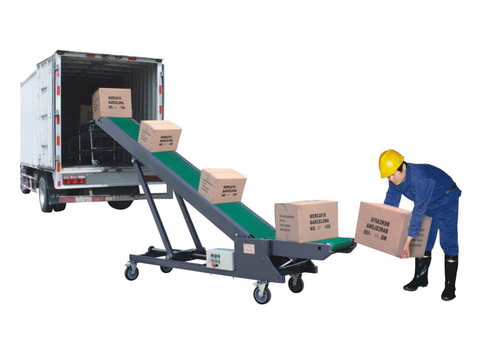 How to choose a truck loader for your warehouse ?