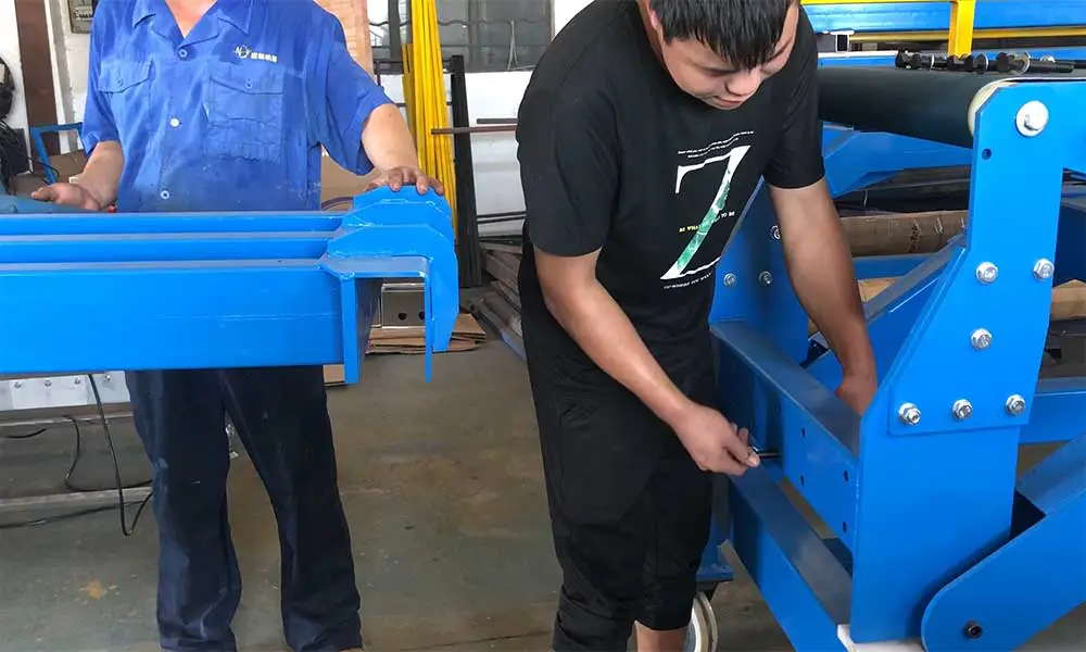 How to install YiFan's CBLC-600 Truck Loading Conveyor