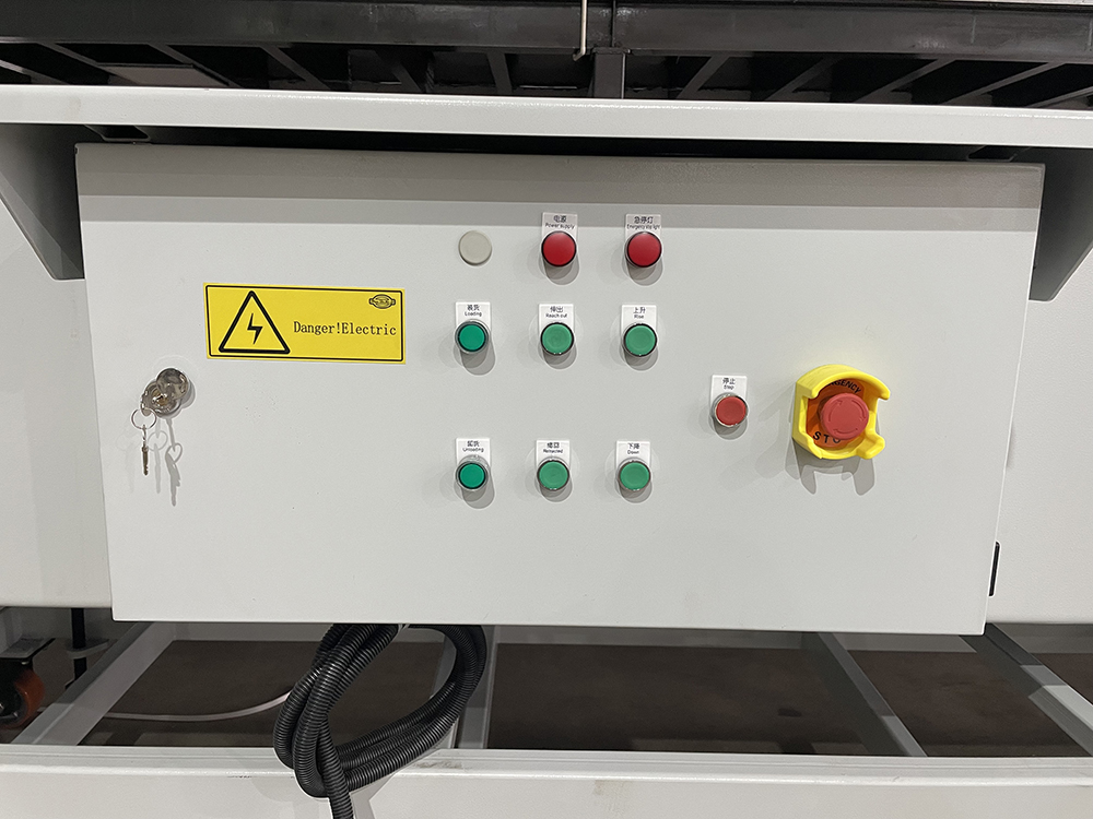 High Chassis Telescopic Belt Conveyor Expandable Loading Conveyor Yifan