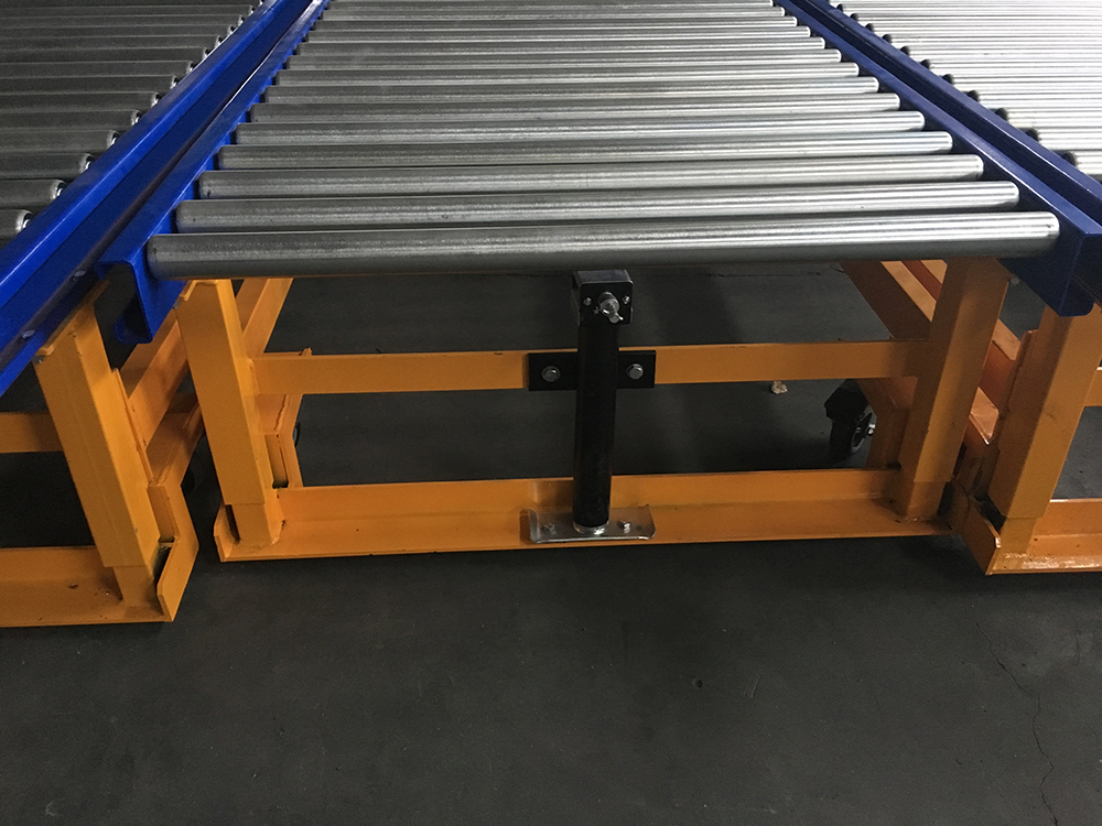 Oem Adjustable Gravity Roller Conveyor For Saleyifan Conveyor Yifan