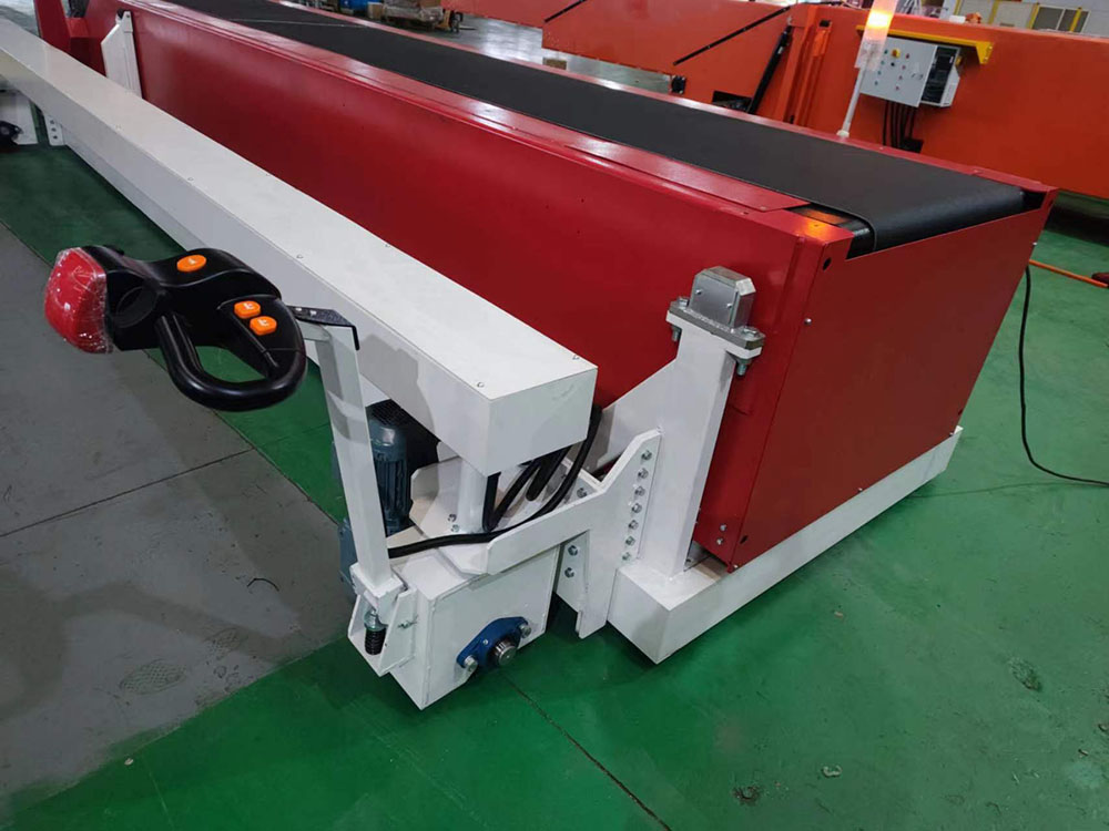 YiFan Conveyor telescopic loading machine suppliers for dock-2