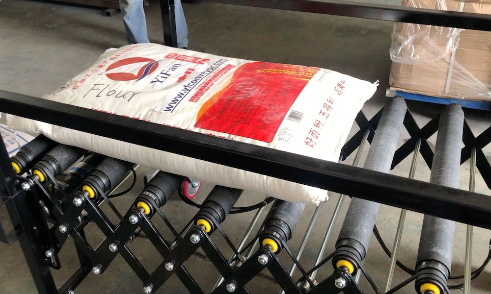 Flour Bags Loading Unloading Flexible Conveyor